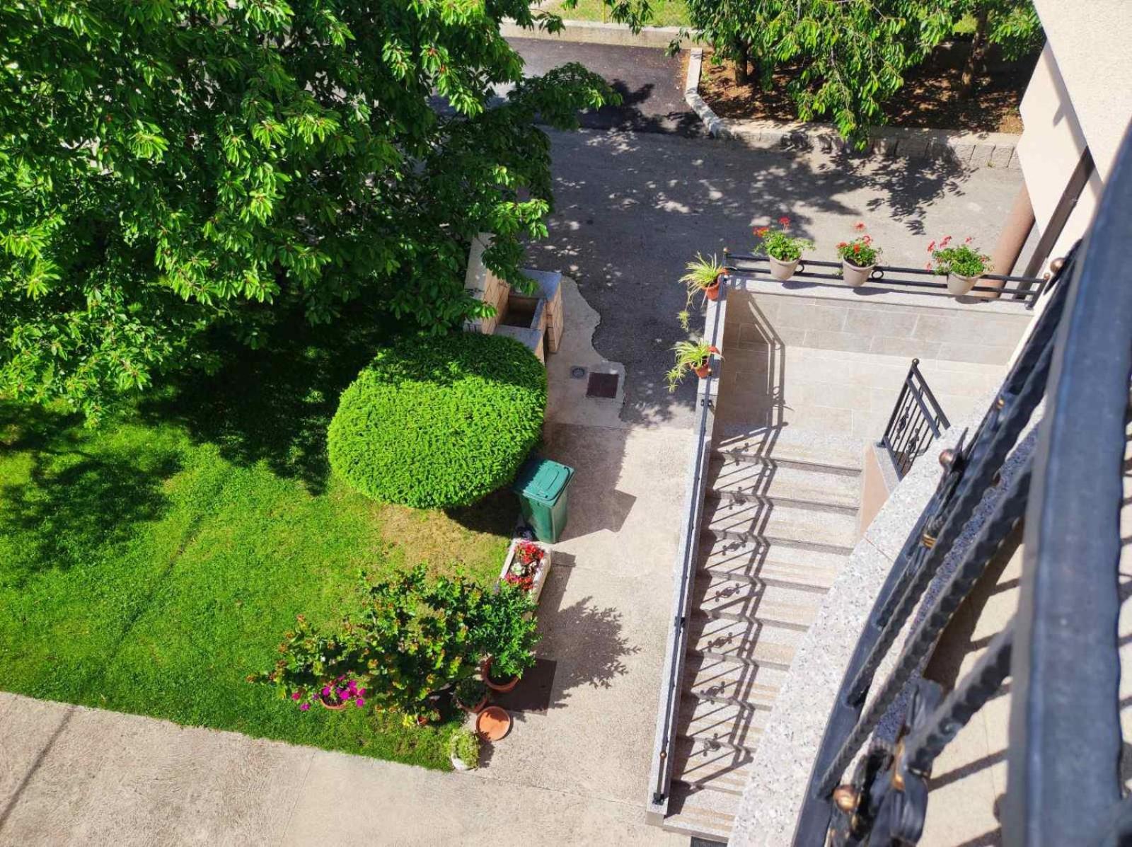 Apartments Pravica Требине Екстериор снимка