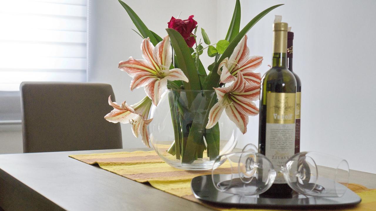 Apartments Pravica Требине Екстериор снимка