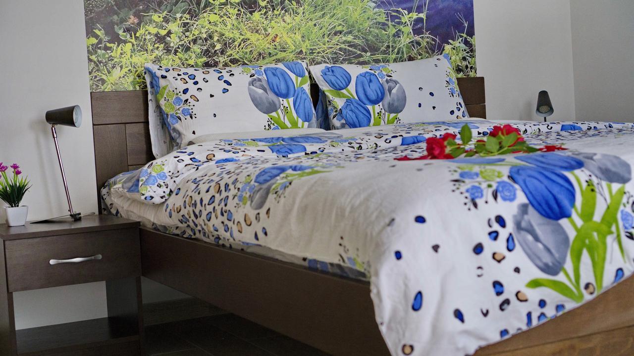 Apartments Pravica Требине Екстериор снимка