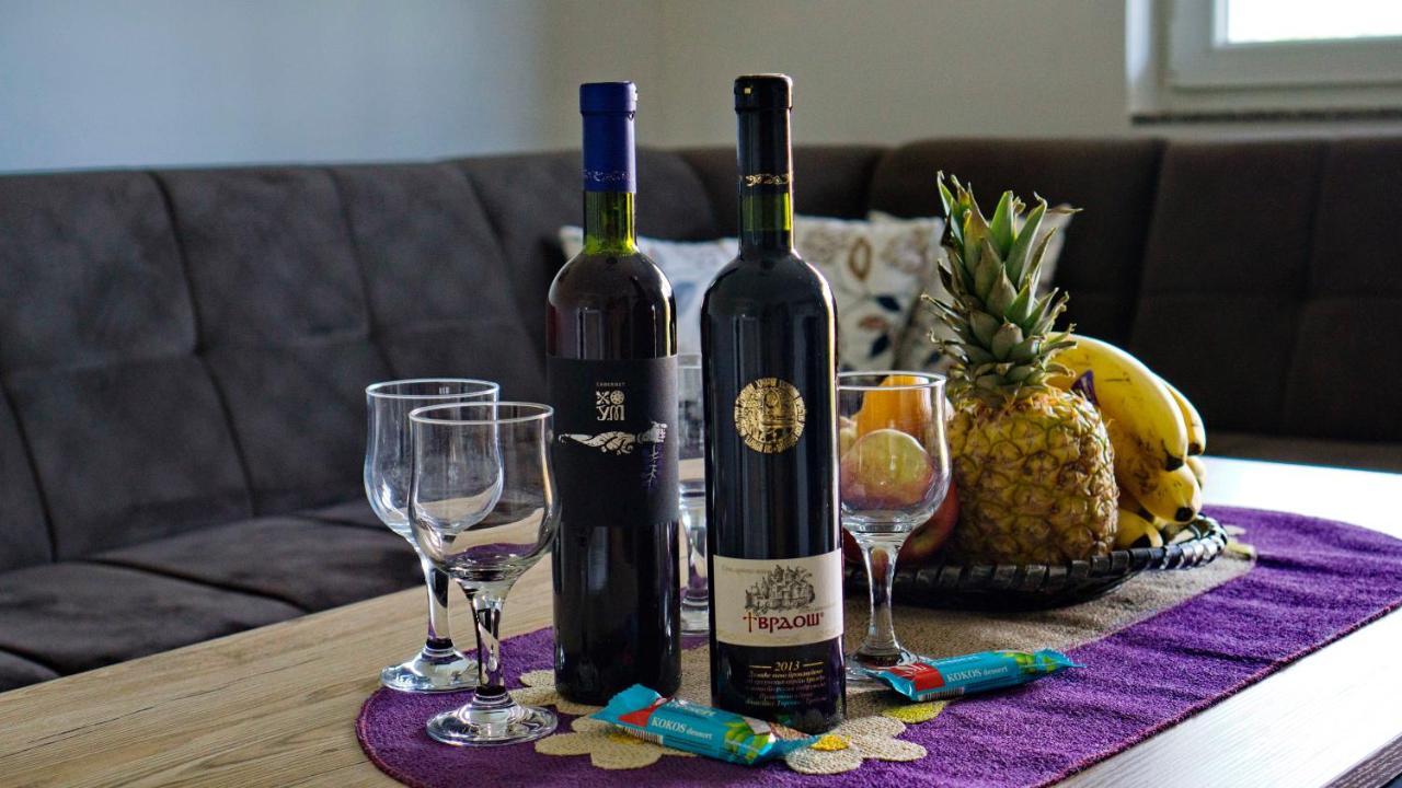 Apartments Pravica Требине Екстериор снимка