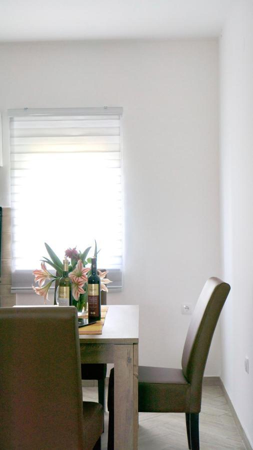 Apartments Pravica Требине Екстериор снимка